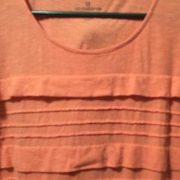 Coral colored short sleeve Liz Claiborne top - Picture 3 of 3