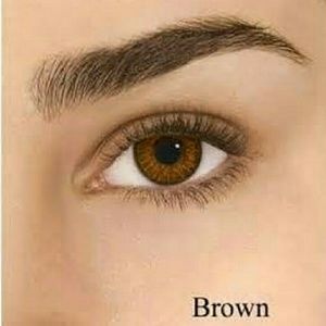 Freshlook contacts in brown