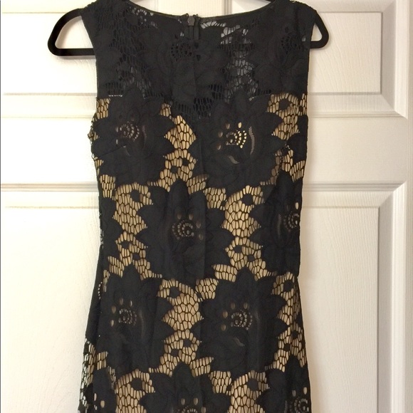 GORGEOUS Mermaid style gown - Picture 5 of 6