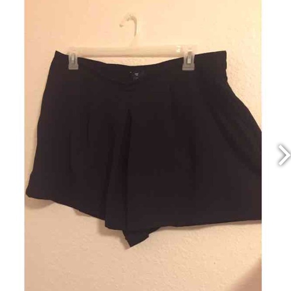 Gap Black Flat Front Shorts