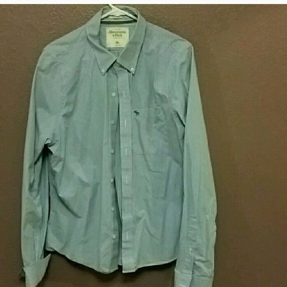 4 Tommy shirts and 1 a and f