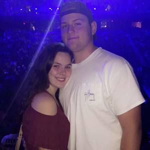 Meet your Posher, Alissa