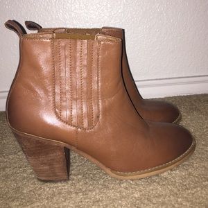 Tan/Brown Ankle Boots