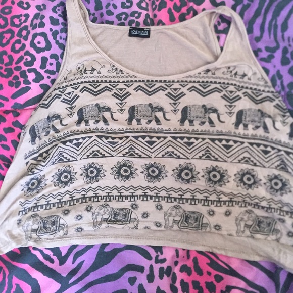 Elephant Aztec print crop top