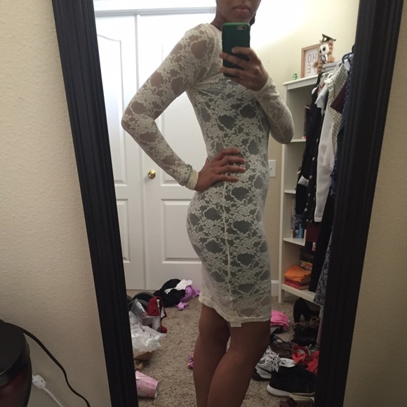 cream lace bodycon dress