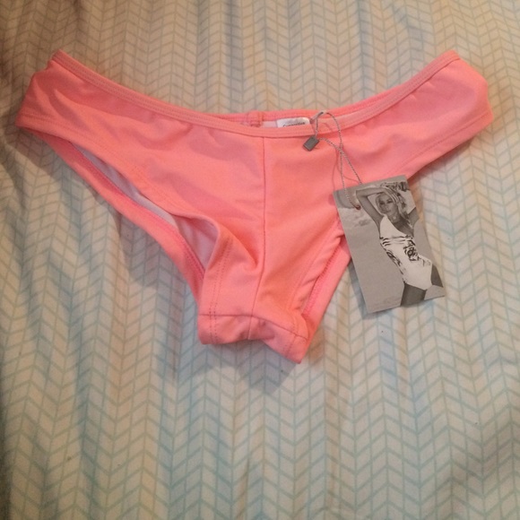 Bikini bottoms