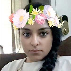 Meet your Posher, Delila