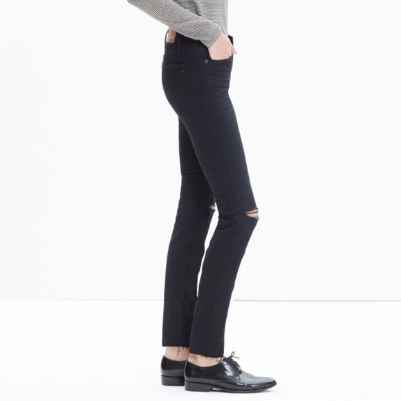 Madewell Black Skinny Skinny jeans distressed