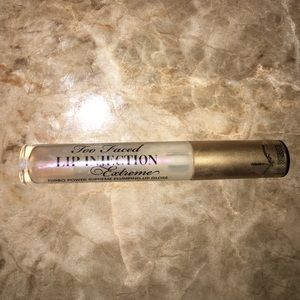 Too Faced lip injection extreme