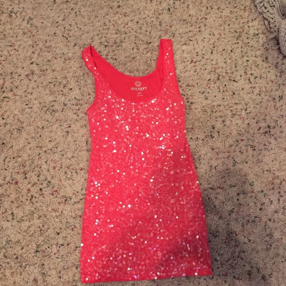 Sequin tank