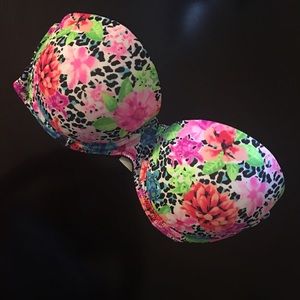 Victoria Secret Strapless Bra