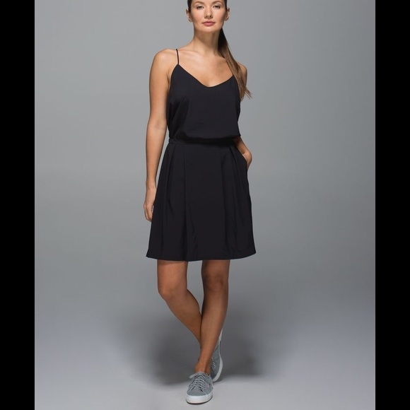 SOLD - NWT Lululemon City Summer Dress - size 8