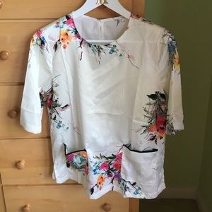 Floral top
