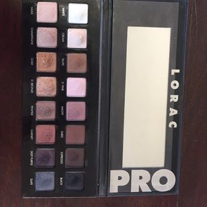 Lorac Pro eyeshadow palette