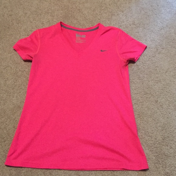 Nike dri fit t shirt