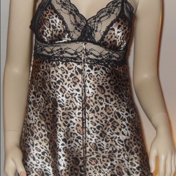 Victoria's Secret Sexy Leopard Short Nightgown
