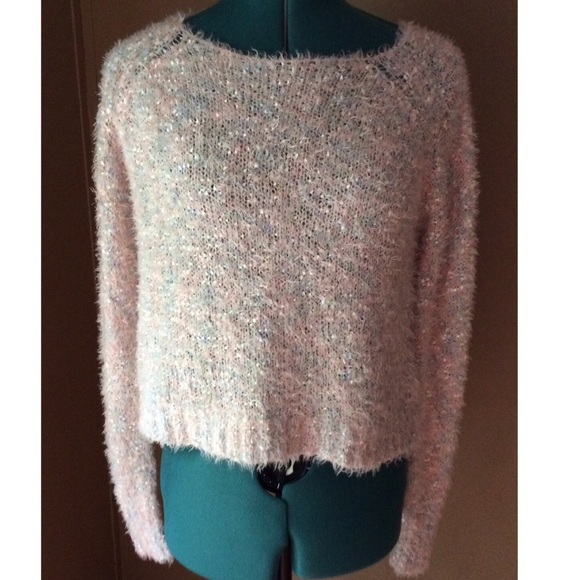 decree sweater from Pastel Shimmer Decree Sweater Cropped Decree decree sweater from Pastel Shimmer Decree Sweater Cropped Decree