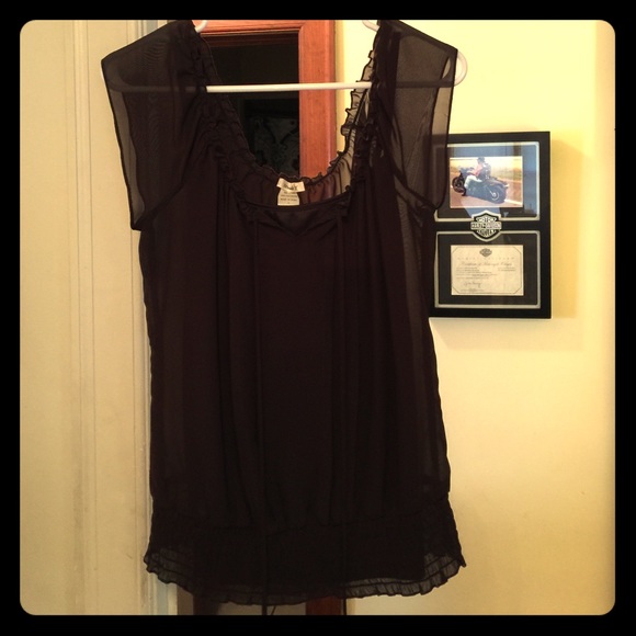 Super cute blouse with built in cami