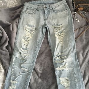 seersucker extremely ripped jeans