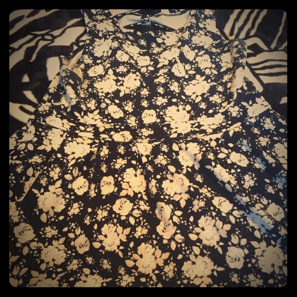🌟 Cute day dress!