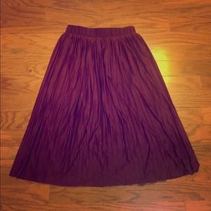 Burgundy Pleated Midi Skirt