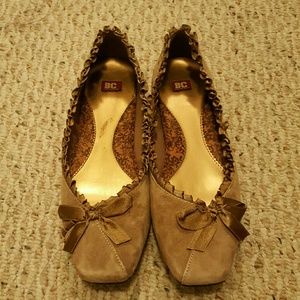 BC flat shoes