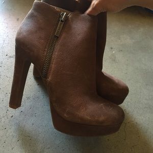 Gianni Bini High Heels