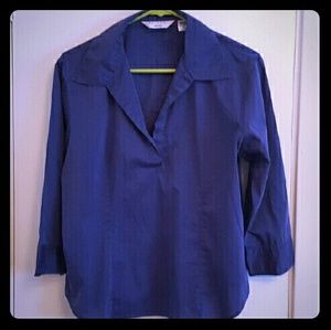 Donating 01/01. 3/4 sleeved work shirt