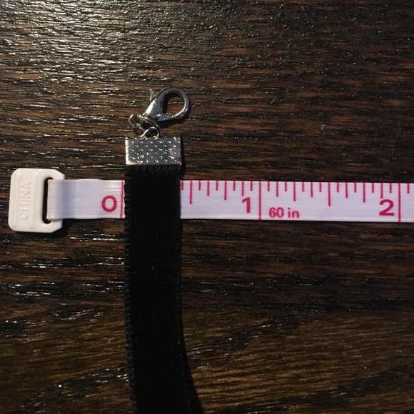 Choker Necklace #086/282-3 - Picture 3 of 4