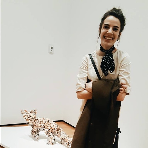 Meet your Posher, Natalie - Picture 3 of 4