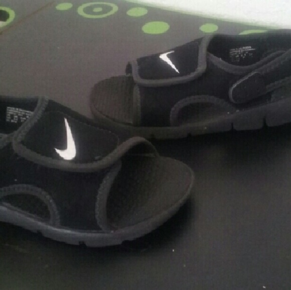 SOLD ON MERCARI! - Picture 3 of 4