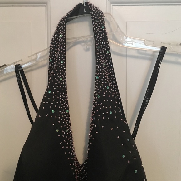 Gown - Picture 2 of 4
