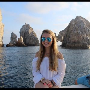 Meet your Posher, Mackenzie