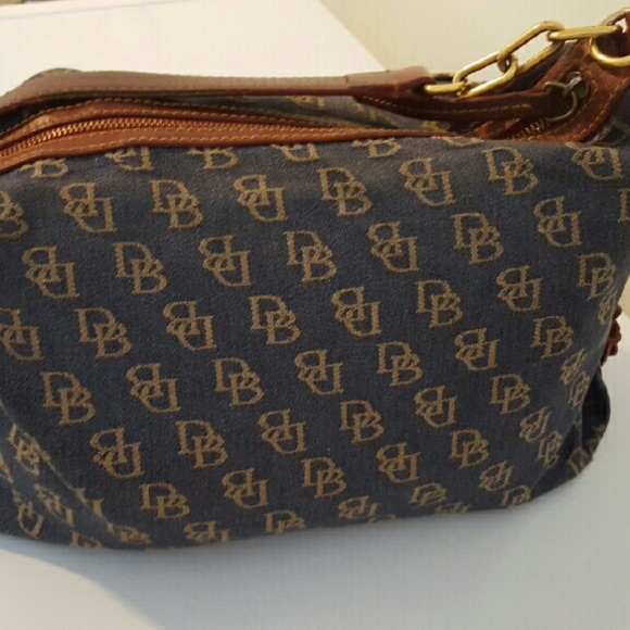 Purse - Picture 4 of 4