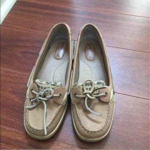 Sperry Top Sider boat shoe