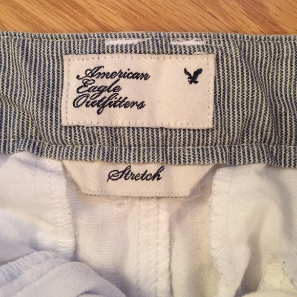 AE White Shorts - Picture 2 of 3