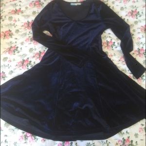 blue velvet dress