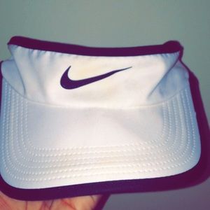 White nike visor hat