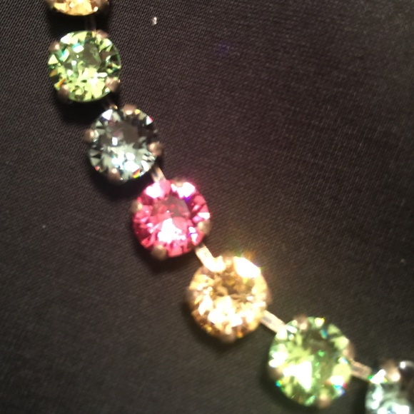 NWT VICTORIA LYNN SWAROVSKI CRYSTAL NECKLACE - Picture 4 of 4