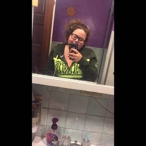 Meet your Posher, Felicity