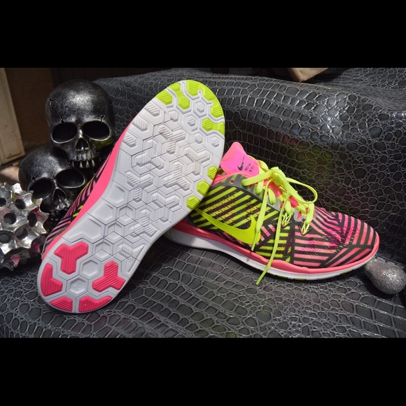NEW nike free tr fit 5 pink yellow - Picture 6 of 6