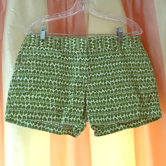 J. Crew Pants - 🍃 J. Crew Leaf Shorts 🍃