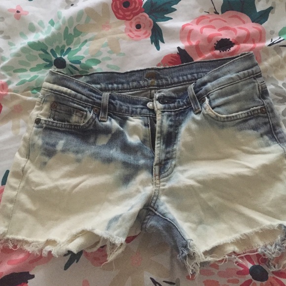 7 for all mankind distressed bleach shorts - Picture 2 of 4