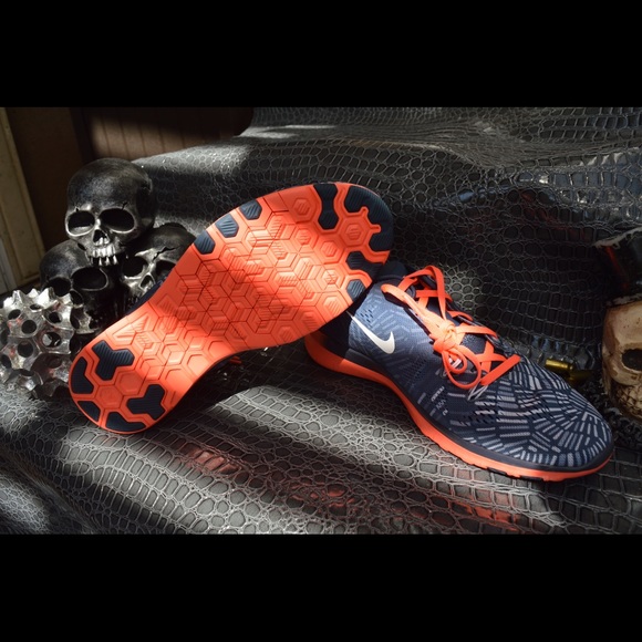 NWT Nike free tr 5 - Picture 3 of 4