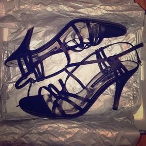 Chinese Laundry black strappy heels, Size 8