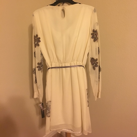 Tahari by Arthur S. Levine beaded dress - Picture 4 of 4