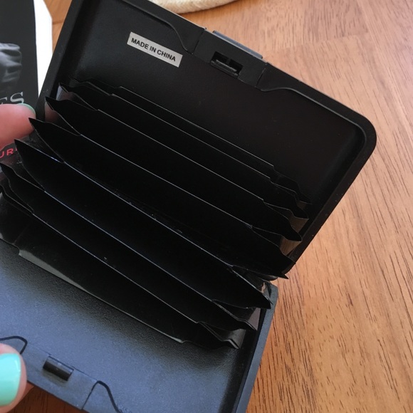 Wallet - Picture 3 of 4