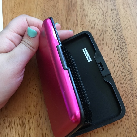 Wallet - Picture 4 of 4