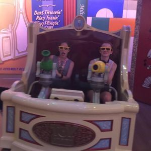 Meet your Posher, Hunter