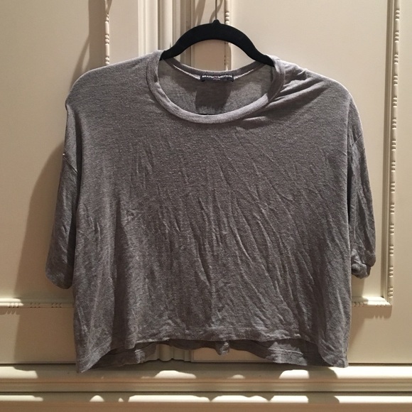 Brandy Melville cropped loose gray tee - Picture 2 of 2